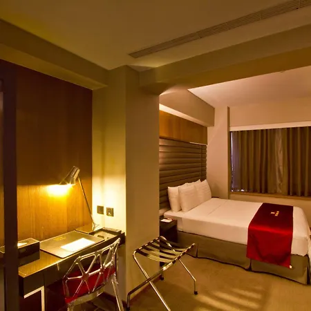 新麗旅店 Newful Hotel